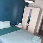 Eden Host Apartment *